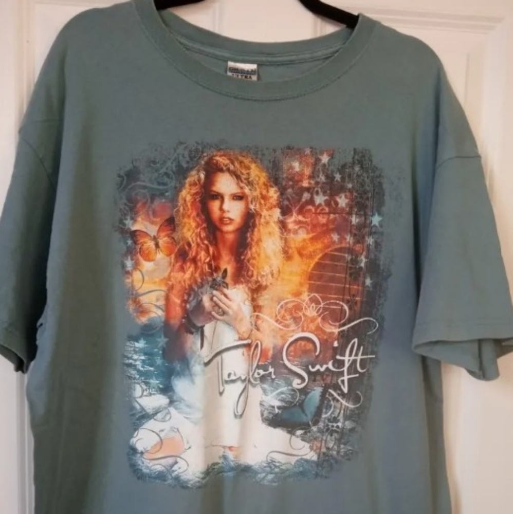Vintage Taylor Swift Debut Album Tour Shirt 2007 Size XL (Rare Size) 1st Tour